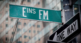 Logo Eins FM