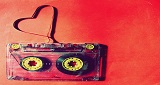 Logo RetroWave Radio